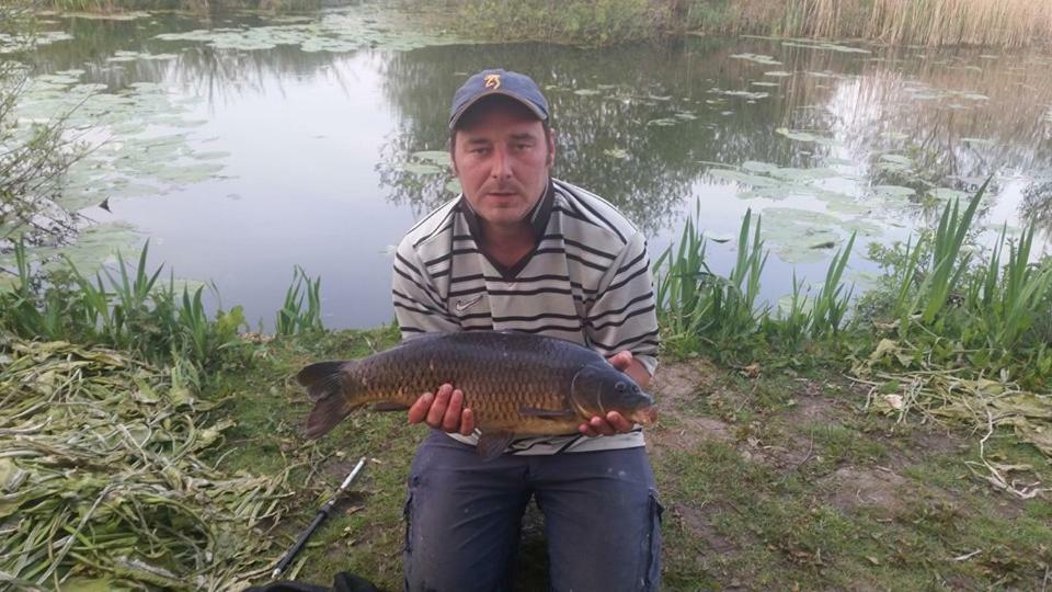 Marsh Water Ponds Fishery Villa Kidwelly Екстериор снимка